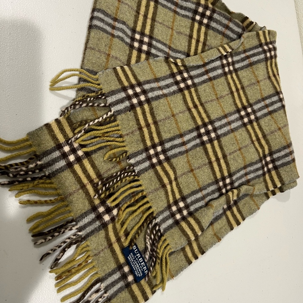 Burberry scarf